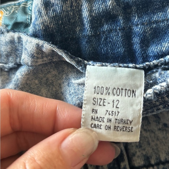 Vintage Jordache Gray Bermuda Shorts High-Waisted Pleated - Picture 4 of 4